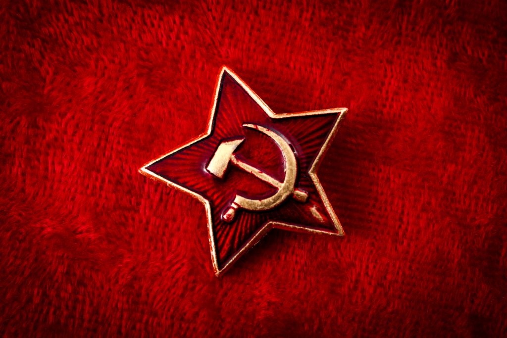 socialismo e comunismo